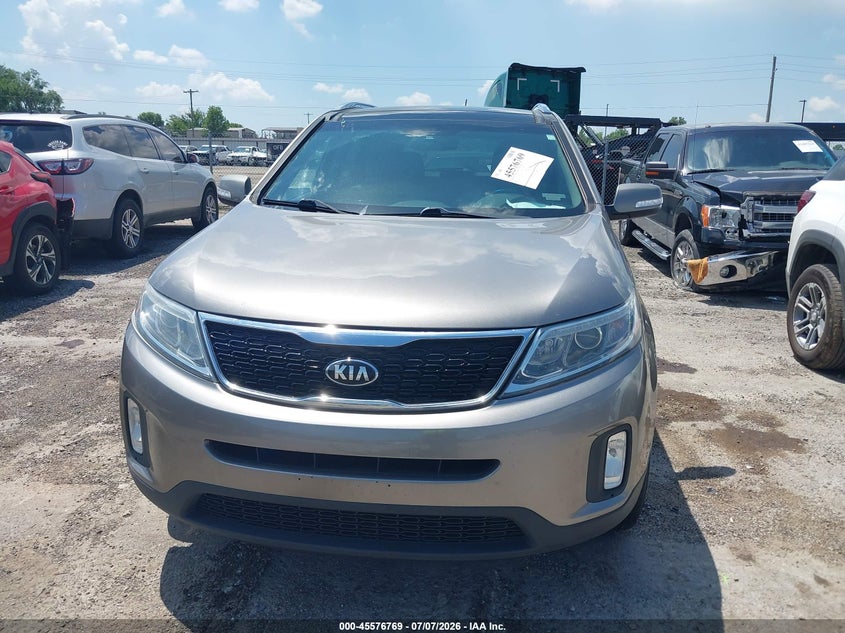 2015 Kia Sorento VIN 5XYKUDA74FG626461 IAAI salvage auction — NORMAL WEAR, Clear - Public Restricted (Oklahoma), sold $1,350 on 2026-07-28 (photo 6)