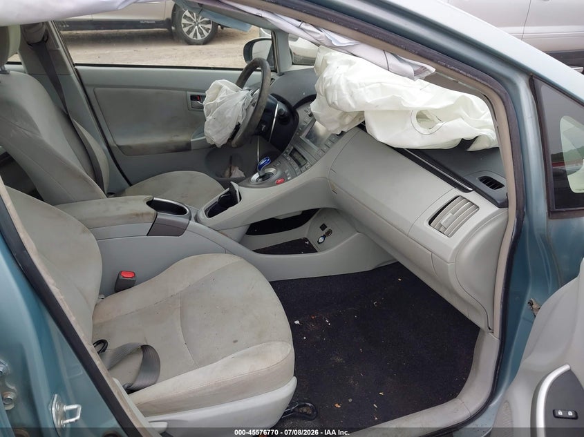2014 Toyota Prius VIN JTDKN3DU5E1745093 IAAI salvage auction — FRONT END, Salvage (Pennsylvania), sold $675 on 2026-07-28 (photo 5)