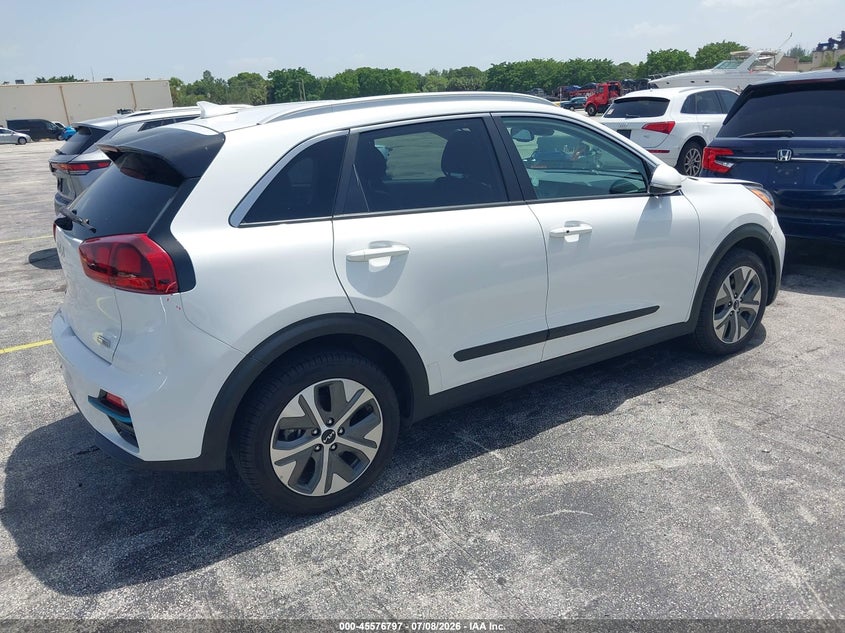 2022 Kia Niro VIN KNDCC3LG3N5161029 IAAI salvage auction — ROOF, Salvage Title, sold $4,050 on 2026-07-15 (photo 4)