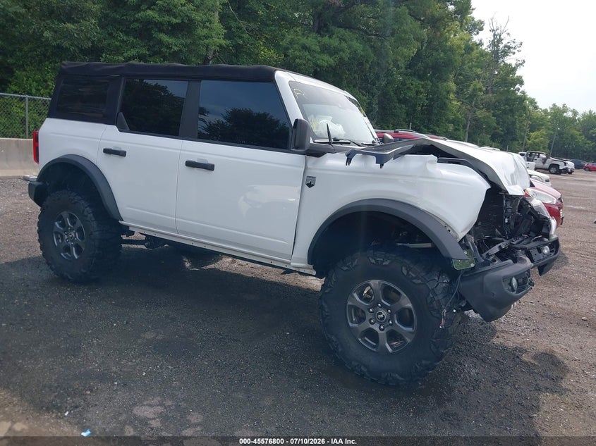 2021 Ford Bronco VIN 1FMDE5BH4MLA97044 — IAAI salvage auction photo