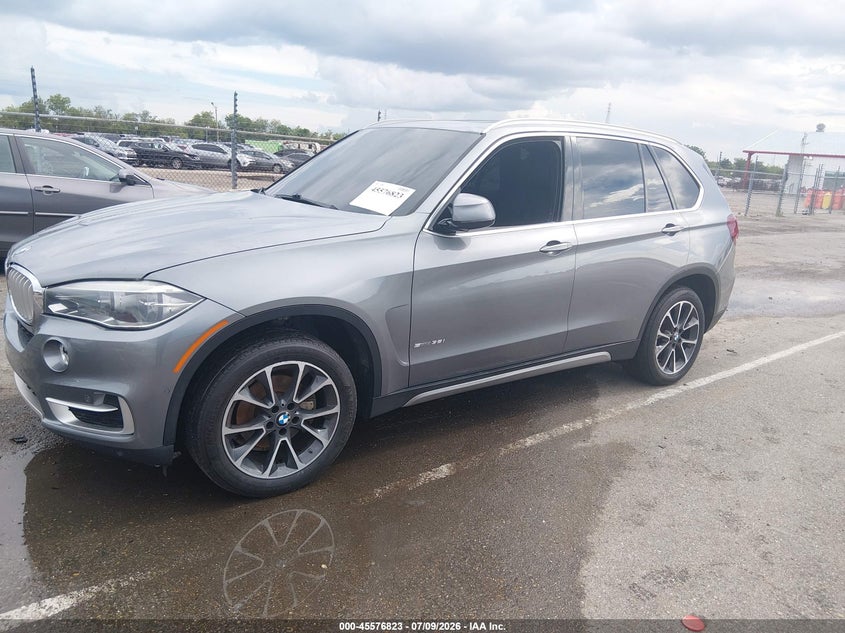 2017 BMW X5 VIN 5UXKR2C32H0U24063 IAAI salvage auction — WATER/FLOOD, Salvage Title, sold $250 on 2026-09-08 (photo 6)