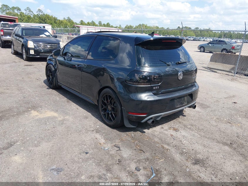 2011 Volkswagen Gti VIN WVWFD7AJXBW147778 IAAI salvage auction — FRONT & REAR, Rebuildable (Florida), sold $900 on 2026-07-28 (photo 3)