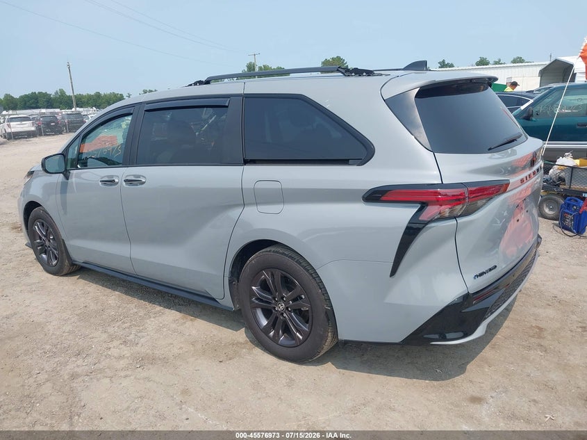 2025 Toyota Sienna VIN 5TDDSKFC4SS176154 IAAI salvage auction — FRONT & REAR, Salvage (Virginia), sold $23,900 on 2026-07-25 (photo 3)