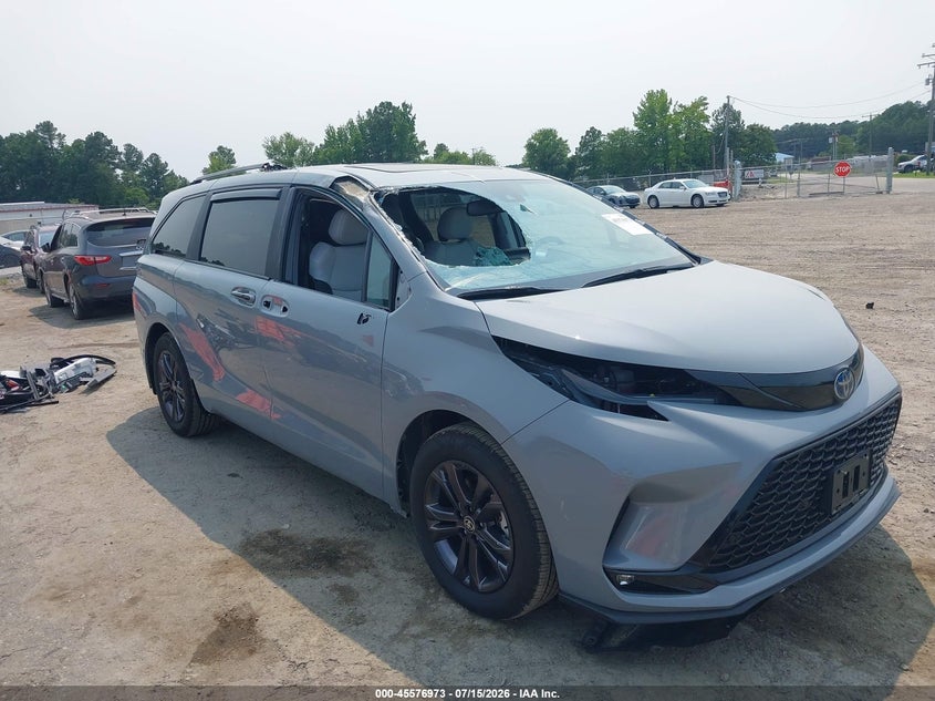 2025 Toyota Sienna VIN 5TDDSKFC4SS176154 IAAI salvage auction — FRONT & REAR, Salvage (Virginia), sold $23,900 on 2026-07-25 (photo 6)