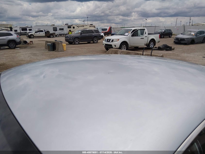 2006 Bentley Continental gt VIN SCBCR63WX6C038108 IAAI salvage auction — HAIL, Original (Texas), sold $7,200 on 2026-08-26 (photo 6)