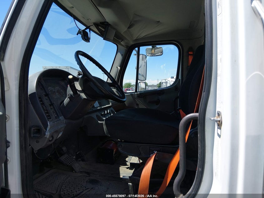 2016 Freightliner M2 106 VIN 1FVACWDUXGHHD7247 IAAI salvage auction — ALL OVER, Clear (Idaho), sold $15,150 on 2026-08-14 (photo 5)