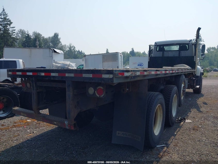 2017 Freightliner 114sd VIN 1FVMG3DV1HHHW0270 IAAI salvage auction — REAR END, Clear (Illinois), sold $7,200 on 2026-09-09 (photo 4)