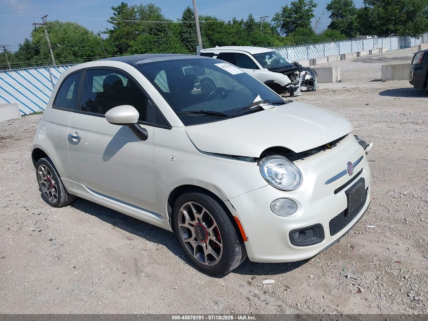 2013 Fiat 500 VIN 3C3CFFBRXDT536414 IAAI salvage auction — LEFT FRONT, Salvage Title, sold $275 on 2026-08-11 (photo 1)