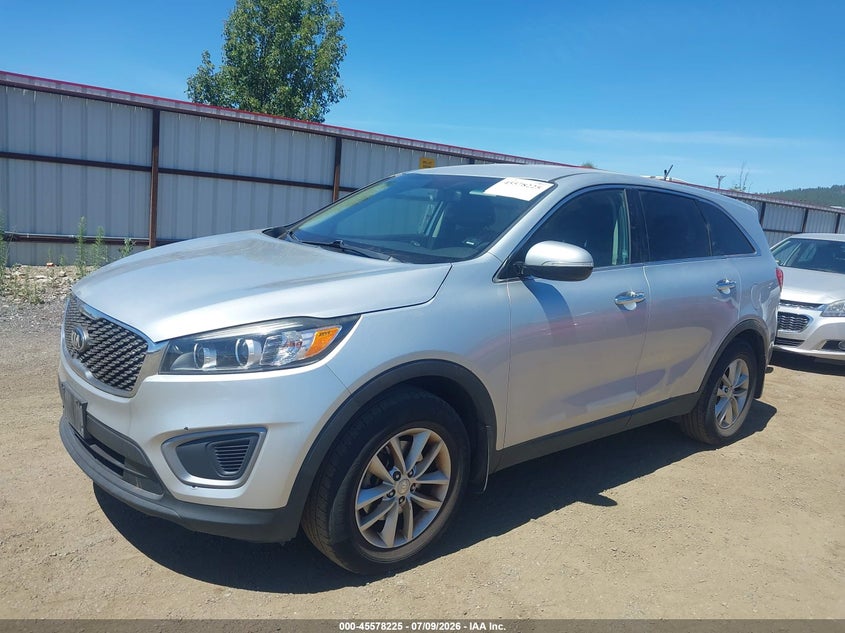 2016 Kia Sorento VIN 5XYPG4A31GG002404 IAAI salvage auction — NORMAL WEAR, Clear (Idaho), sold $575 on 2026-07-28 (photo 2)