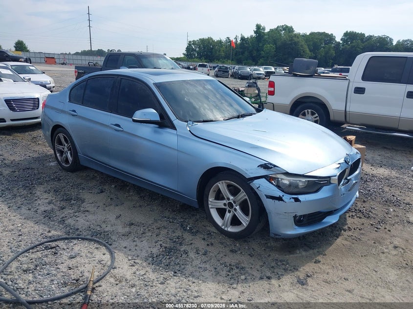2014 BMW 3 series VIN WBA3A5C57EP600444 IAAI salvage auction — NORMAL WEAR, Repossession Paperwork (Georgia), sold $350 on 2026-08-10 (photo 1)