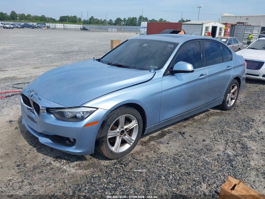 2014 BMW 3 series VIN WBA3A5C57EP600444 IAAI salvage auction — NORMAL WEAR, Repossession Paperwork (Georgia), sold $350 on 2026-08-10 (photo 2)