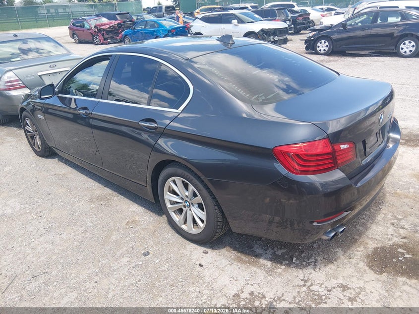 2016 BMW 5er VIN WBA5A5C59GG347140 IAAI salvage auction — UNKNOWN, Salvage Title, sold $3,500 on 2026-07-20 (photo 3)