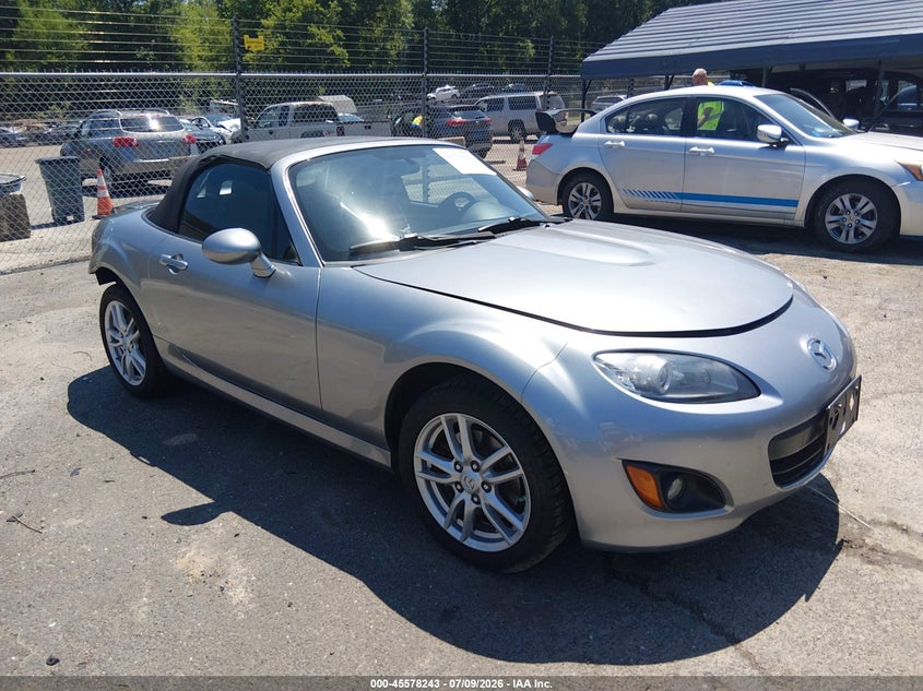 2011 Mazda Mx-5 miata VIN JM1NC2JF4B0218781 IAAI salvage auction — RIGHT REAR, Salvage (Connecticut), sold $975 on 2026-07-23 (photo 1)