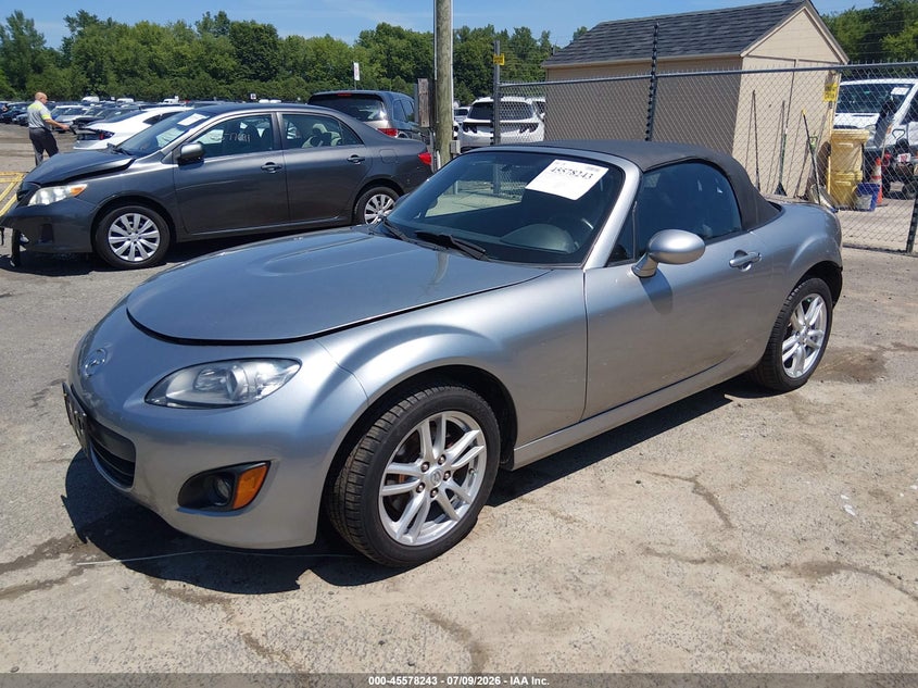 2011 Mazda Mx-5 miata VIN JM1NC2JF4B0218781 IAAI salvage auction — RIGHT REAR, Salvage (Connecticut), sold $975 on 2026-07-23 (photo 2)