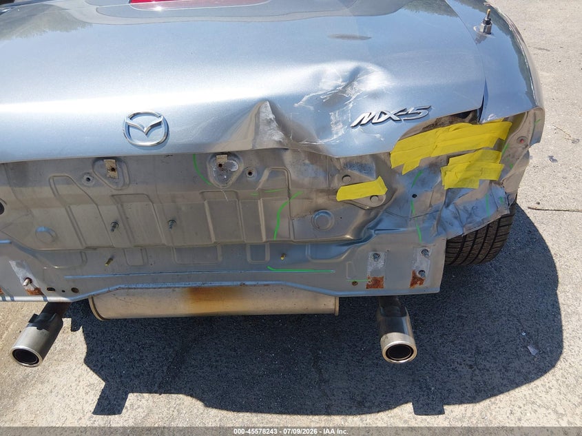 2011 Mazda Mx-5 miata VIN JM1NC2JF4B0218781 IAAI salvage auction — RIGHT REAR, Salvage (Connecticut), sold $975 on 2026-07-23 (photo 6)