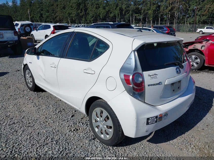 2013 Toyota Prius c VIN JTDKDTB35D1539901 IAAI salvage auction — LEFT SIDE, Salvage Title, sold $2,000 on 2026-07-30 (photo 3)