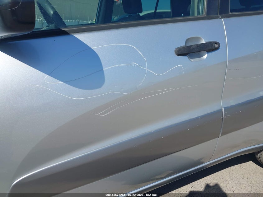 2005 Toyota Rav4 VIN JTEGD20V750073282 IAAI salvage auction — NORMAL WEAR, Clear - Dealer Only (California), sold $600 on 2026-07-28 (photo 6)