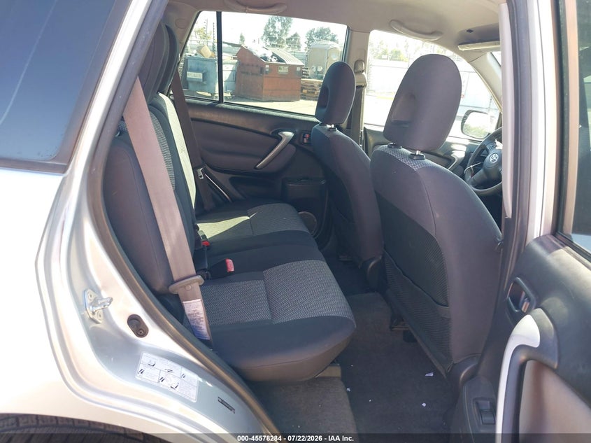 2005 Toyota Rav4 VIN JTEGD20V750073282 IAAI salvage auction — NORMAL WEAR, Clear - Dealer Only (California), sold $600 on 2026-07-28 (photo 8)