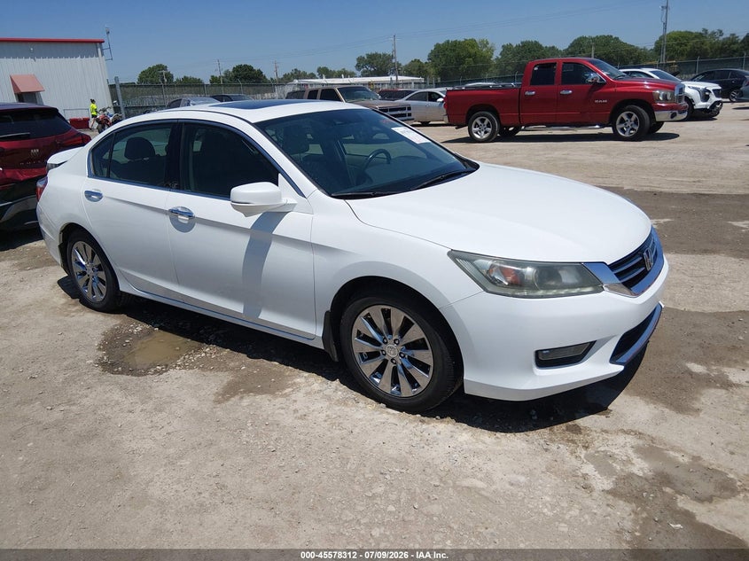 2015 Honda Accord VIN 1HGCR3F88FA002729 IAAI salvage auction — LEFT SIDE, Salvage (Kansas), sold $4,300 on 2026-07-31 (photo 1)