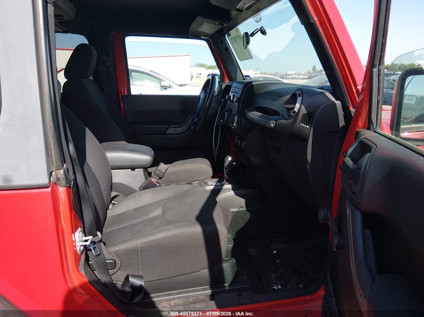 2016 Jeep Wrangler / VIN 1C4AJWAG9GL348856 IAAI salvage auction — NORMAL WEAR, Original (Texas), sold $7,350 on 2026-07-28 (photo 5)
