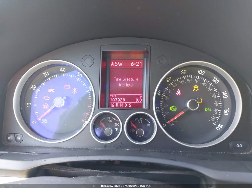 2009 Volkswagen Gti VIN WVWFD71K09W058658 IAAI salvage auction — NORMAL WEAR, Clear (Florida), sold $700 on 2026-07-29 (photo 7)
