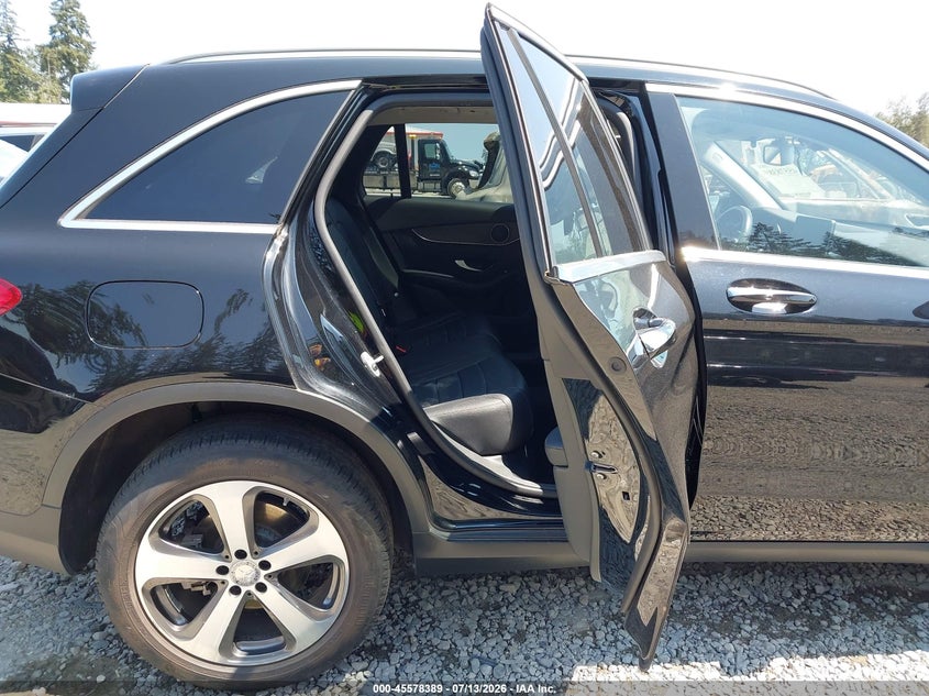 2016 Mercedes-benz Glc VIN WDC0G4KBXGF061519 IAAI salvage auction — RIGHT FRONT, Salvage Title, sold $5,800 on 2026-08-09 (photo 8)