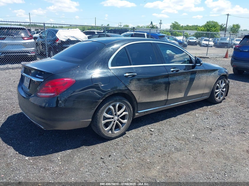 2017 Mercedes-benz C class VIN 55SWF4KB2HU199529 IAAI salvage auction — NORMAL WEAR, Clear (New Jersey), sold $1,800 on 2026-07-20 (photo 4)