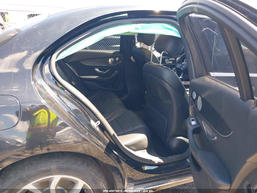 2017 Mercedes-benz C class VIN 55SWF4KB2HU199529 IAAI salvage auction — NORMAL WEAR, Clear (New Jersey), sold $1,800 on 2026-07-20 (photo 8)