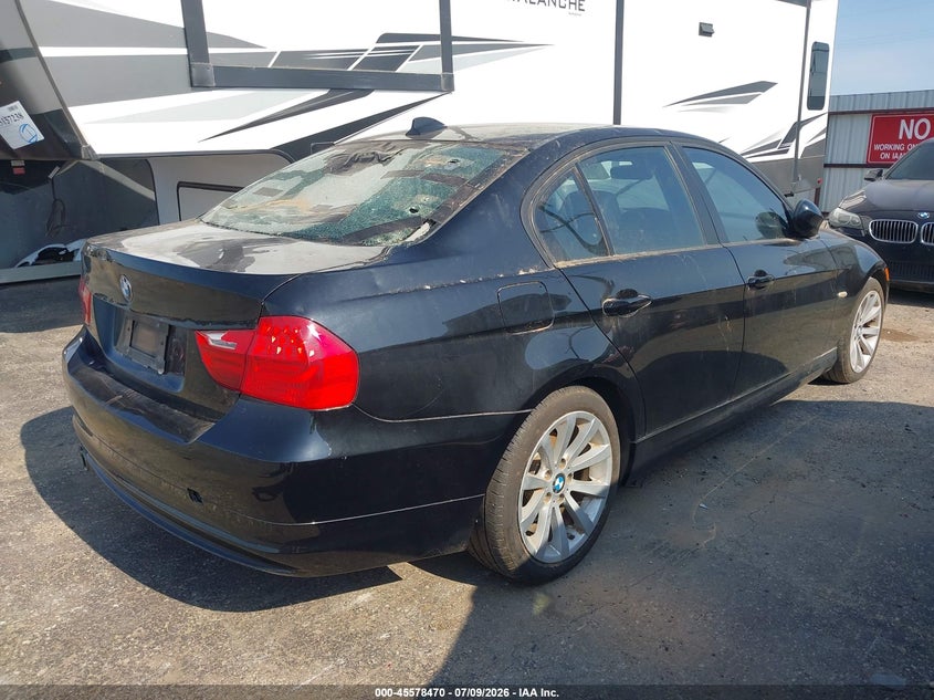 2011 BMW 3 series VIN WBAPH7C56BA801808 IAAI salvage auction — NORMAL WEAR, Original (Texas), sold $275 on 2026-07-28 (photo 4)