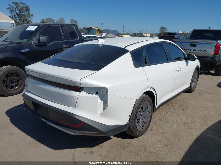 2025 Kia K4 VIN 3KPFT4DE8SE145585 IAAI salvage auction — REAR END, Salvage Title, sold $9,100 on 2026-07-29 (photo 4)