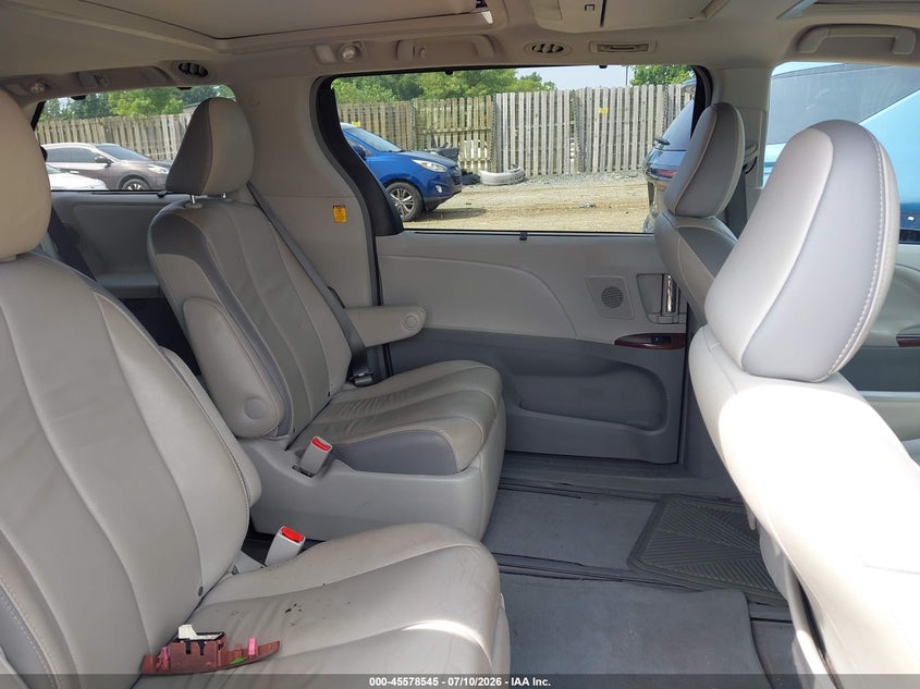 2013 Toyota Sienna VIN 5TDDK3DC8DS065053 IAAI salvage auction — SIDE, Salvage (Virginia), sold $2,600 on 2026-07-17 (photo 8)