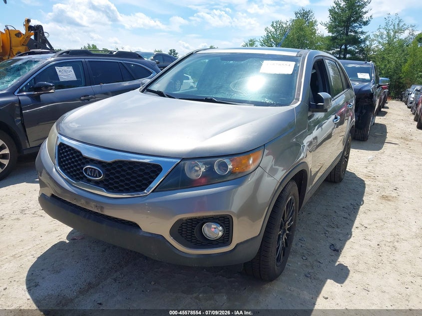 2011 Kia Sorento VIN 5XYKUDA28BG022524 IAAI salvage auction — MECHANICAL, Clear (Massachusetts), sold $975 on 2026-07-28 (photo 2)