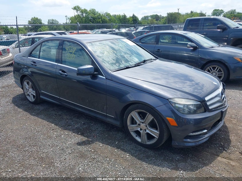 2011 Mercedes-benz C-klasse VIN WDDGF8BB2BR173372 IAAI salvage auction — LEFT FRONT, Clear (Virginia), sold $775 on 2026-08-14 (photo 1)