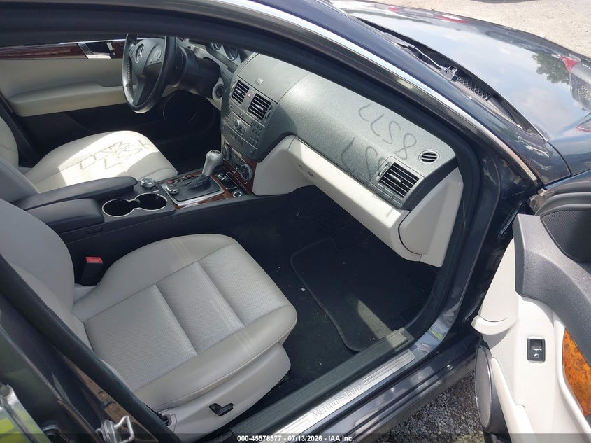2011 Mercedes-benz C-klasse VIN WDDGF8BB2BR173372 IAAI salvage auction — LEFT FRONT, Clear (Virginia), sold $775 on 2026-08-14 (photo 5)