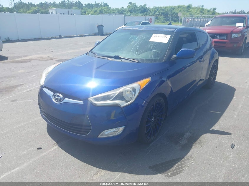2016 Hyundai Veloster VIN KMHTC6AD1GU299148 IAAI salvage auction — NORMAL WEAR, Clear (Florida), sold $25 on 2026-07-29 (photo 2)