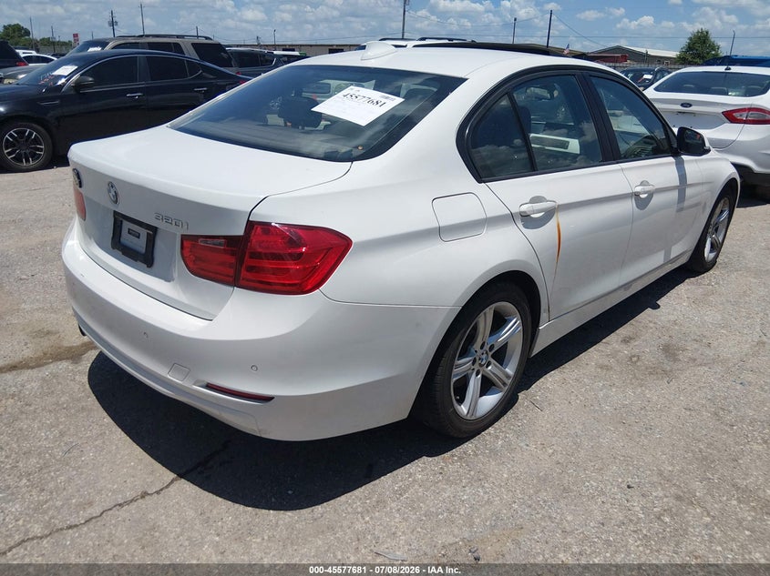 2015 BMW 3 series VIN WBA3B1C51FK136846 IAAI salvage auction — NORMAL WEAR, Original (Texas), sold $1,650 on 2026-08-12 (photo 4)
