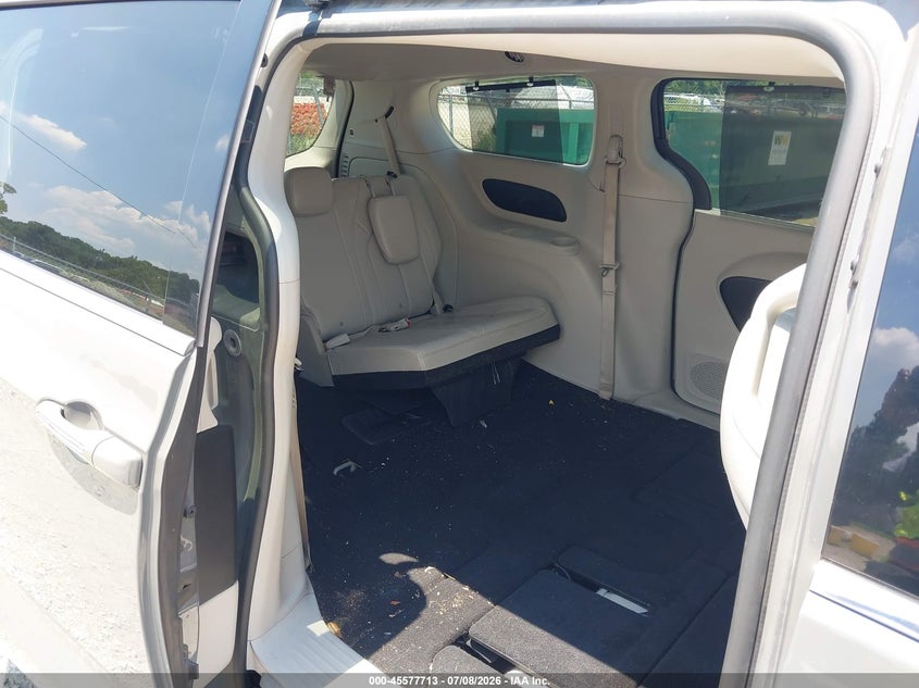 2021 Chrysler Pacifica VIN 2C4RC1BG3MR584873 IAAI salvage auction — FRONT END, Wait Title, sold $6,000 on 2026-08-19 (photo 8)