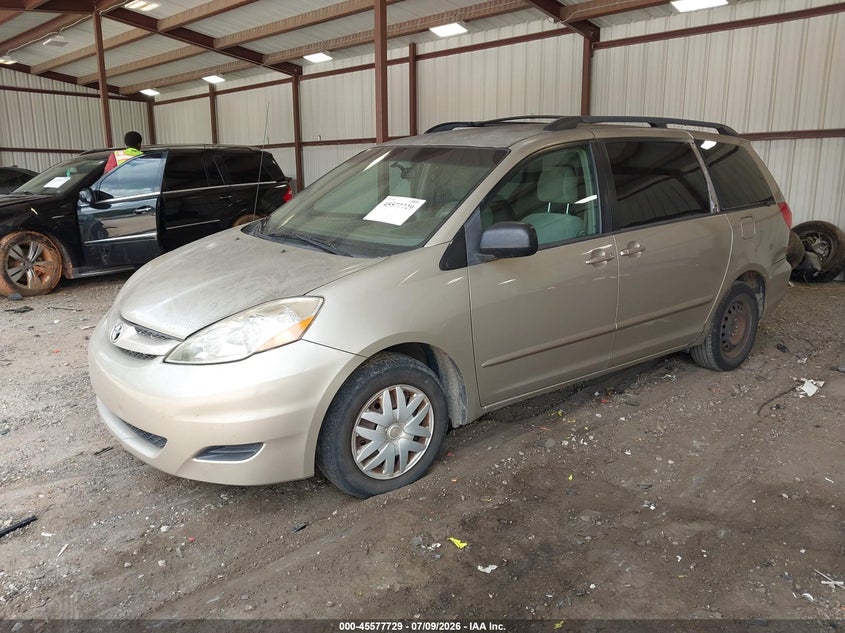 2010 Toyota Sienna VIN 5TDKK4CC8AS301954 IAAI salvage auction — NORMAL WEAR, Clear (Georgia), sold $575 on 2026-07-20 (photo 2)