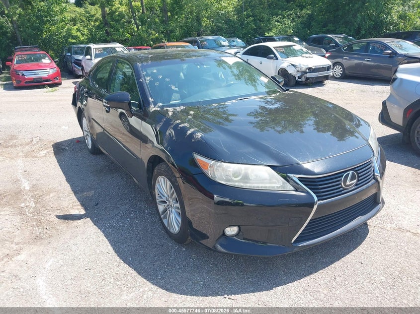 2014 Lexus ES VIN JTHBK1GG3E2099421 IAAI salvage auction — REAR END, Salvage Title, sold $3,300 on 2026-07-31 (photo 1)