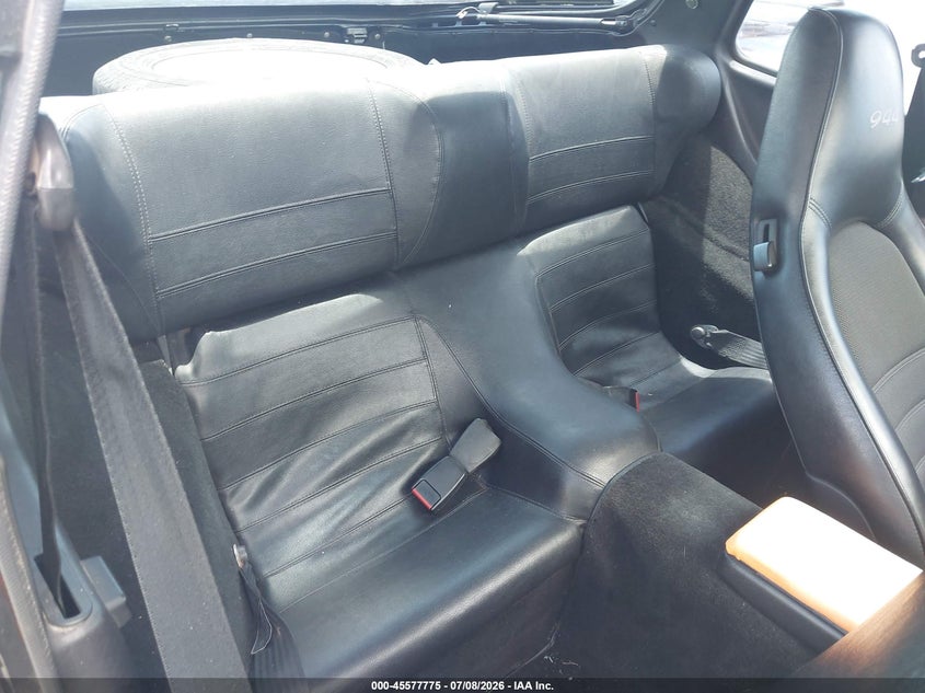 1983 Porsche 944 VIN WP0AA0944DN463923 IAAI salvage auction — NORMAL WEAR, Clear (Florida), sold $1,975 on 2026-07-20 (photo 8)