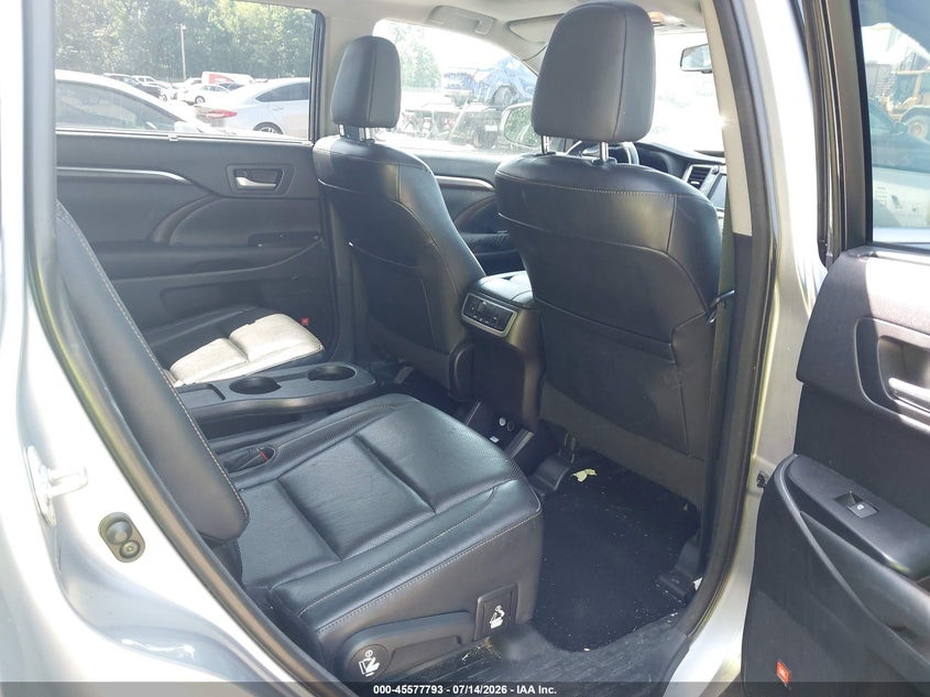 2014 Toyota Highlander VIN 5TDDKRFH1ES034045 IAAI salvage auction — FRONT END, Salvage - Greater Than 75% (Maryland), sold $4,950 on 2026-07-26 (photo 8)