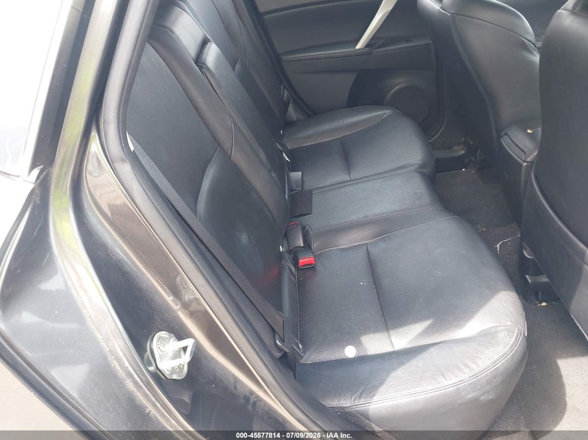 2012 Mazda 3 VIN JM1BL1M58C1562173 IAAI salvage auction — NORMAL WEAR, Clear (Illinois), sold $375 on 2026-07-27 (photo 8)