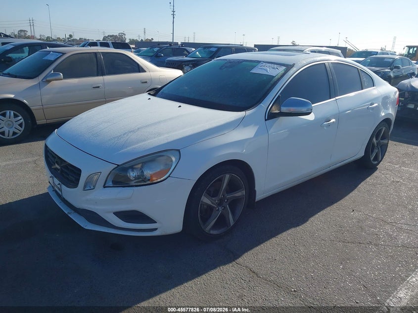 2012 Volvo S60 VIN YV1902FH3C2104260 IAAI salvage auction — NORMAL WEAR, Clear - Dealer Only (California), sold $1,100 on 2026-07-23 (photo 2)