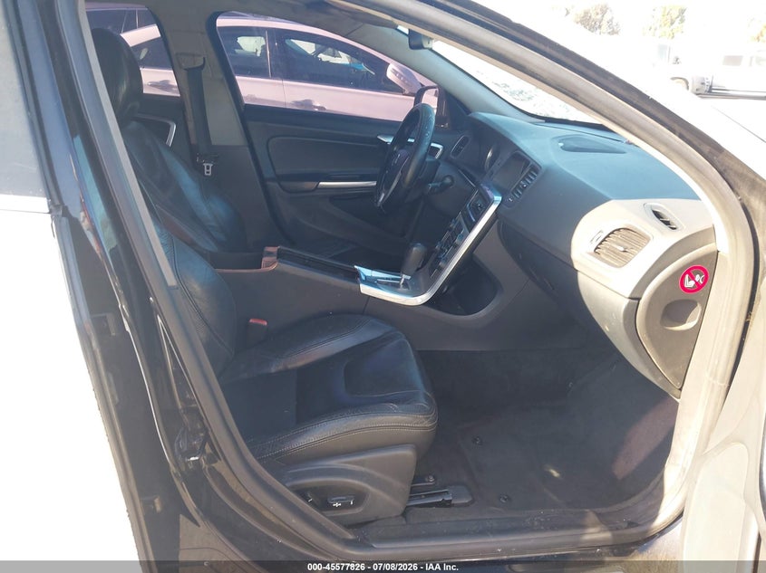 2012 Volvo S60 VIN YV1902FH3C2104260 IAAI salvage auction — NORMAL WEAR, Clear - Dealer Only (California), sold $1,100 on 2026-07-23 (photo 5)