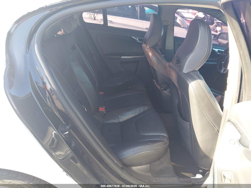 2012 Volvo S60 VIN YV1902FH3C2104260 IAAI salvage auction — NORMAL WEAR, Clear - Dealer Only (California), sold $1,100 on 2026-07-23 (photo 8)