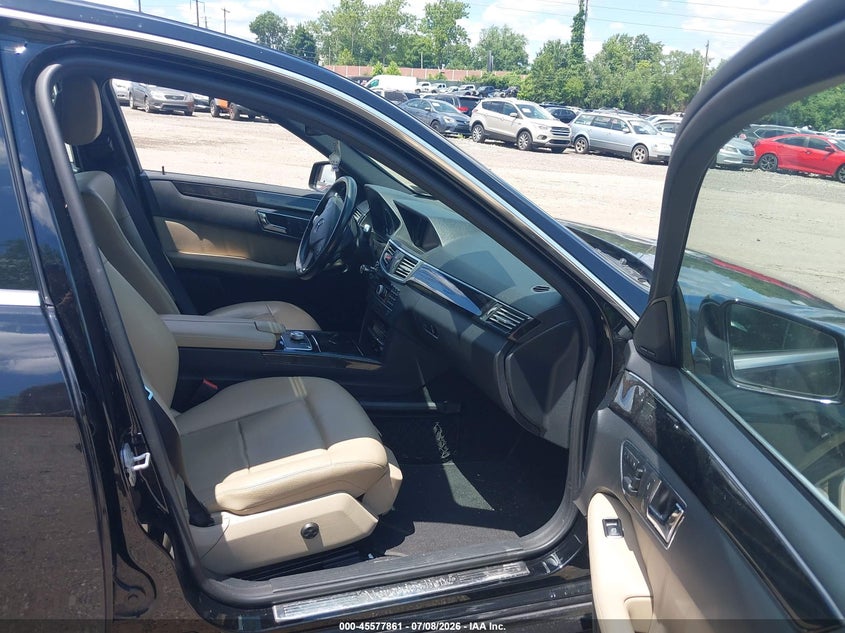 2011 Mercedes-benz E-class VIN WDDHF8HB9BA319650 IAAI salvage auction — UNKNOWN, Salvage (Pennsylvania), sold $1,100 on 2026-07-31 (photo 5)