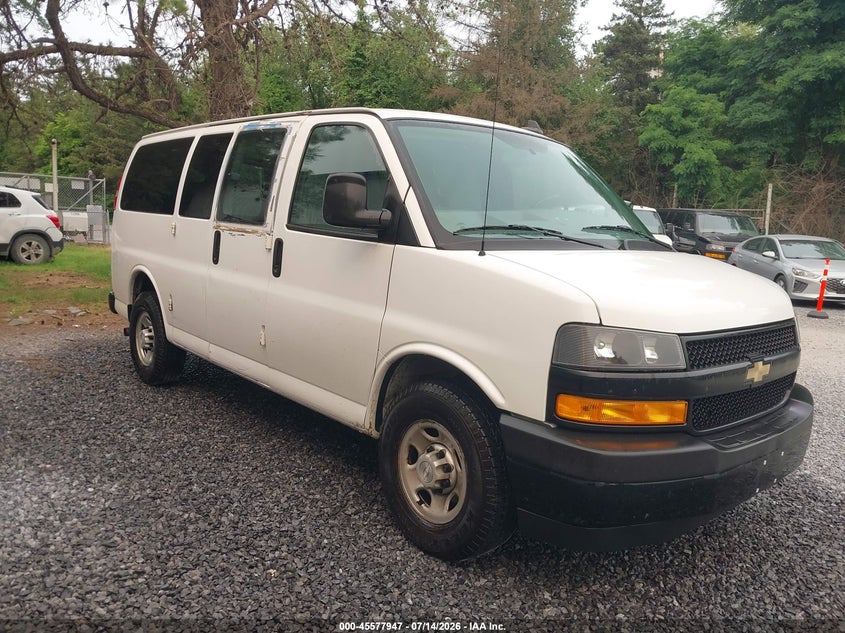2019 Chevrolet Express 2500 VIN 1GAWGEFG4K1334562 IAAI salvage auction — NORMAL WEAR, Sf97 (New York), sold $8,225 on 2026-08-31 (photo 1)