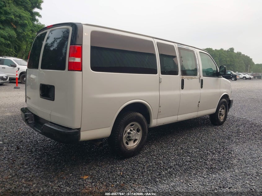 2019 Chevrolet Express 2500 VIN 1GAWGEFG4K1334562 IAAI salvage auction — NORMAL WEAR, Sf97 (New York), sold $8,225 on 2026-08-31 (photo 4)