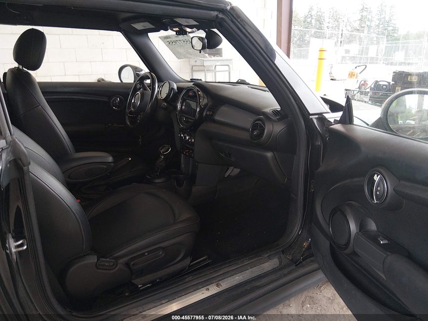 2019 Mini Convertible VIN WMWWG5C57K3F79578 IAAI salvage auction — FRONT END, Bill Of Sale (Washington), sold $1,575 on 2026-08-17 (photo 5)