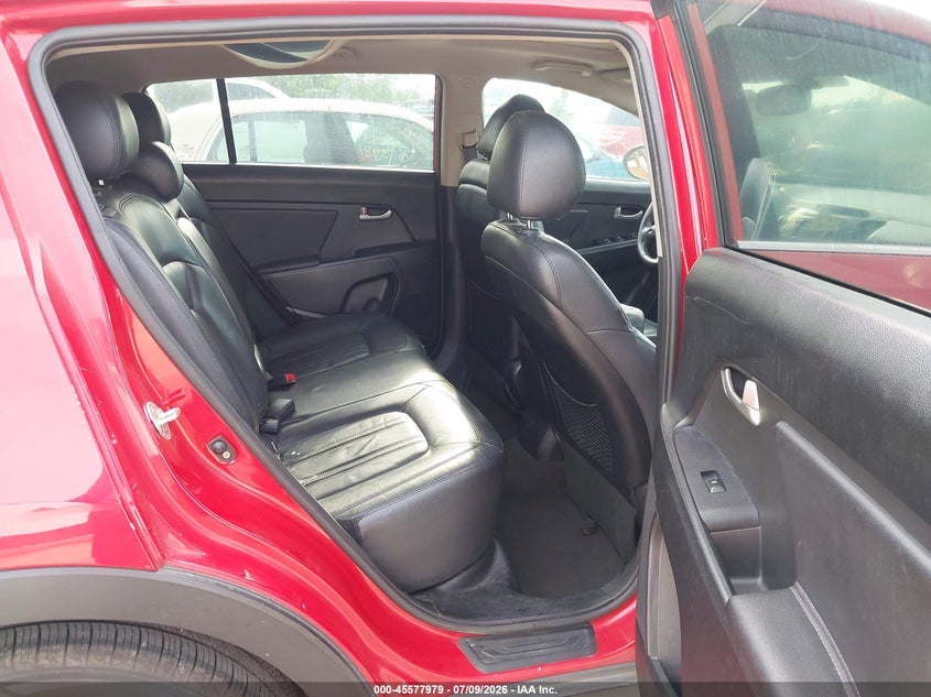 2012 Kia Sportage VIN KNDPC3A20C7199568 IAAI salvage auction — SIDE, Salvage (Missouri), sold $1,250 on 2026-08-02 (photo 8)